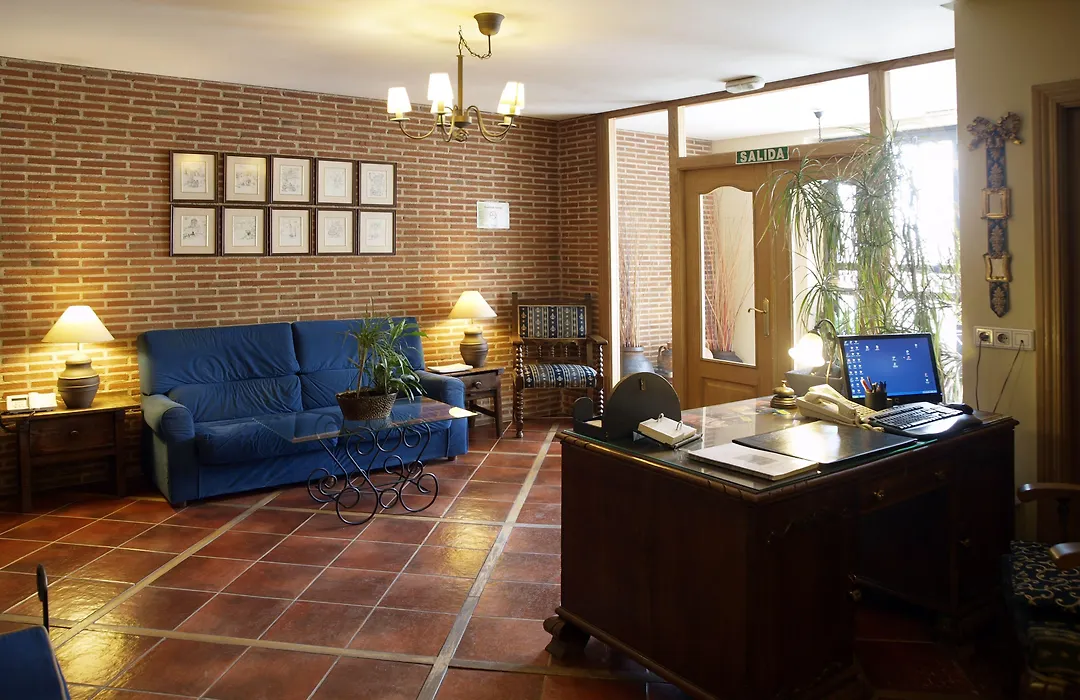 Hotel Arco San Vicente-1